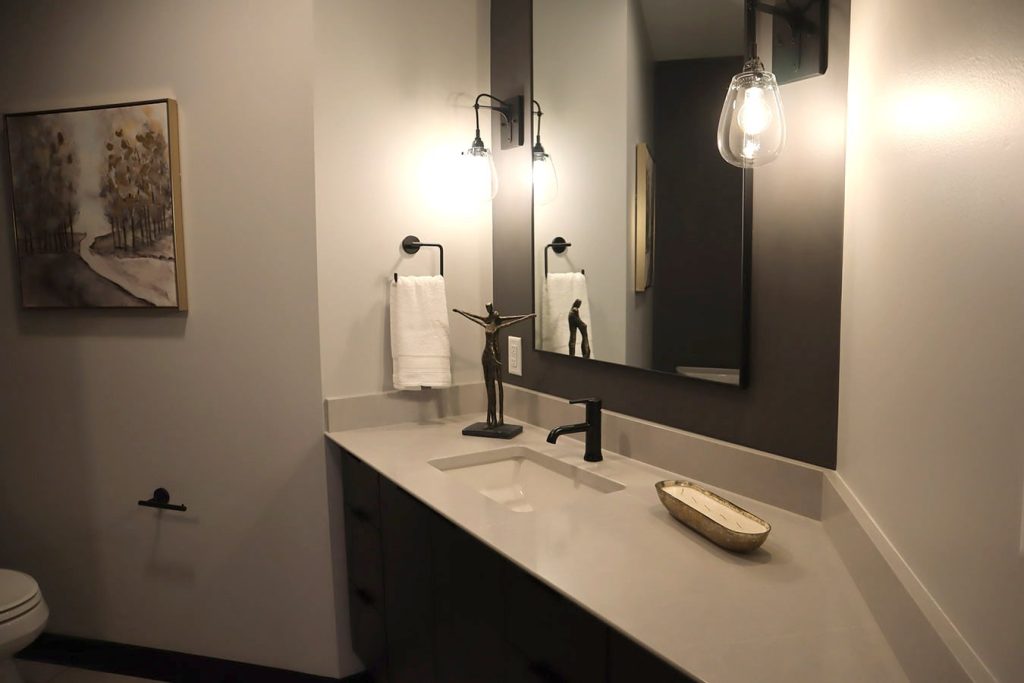 Luxury Condos Debut in Lincoln's Renovated Terminal Building By NGc