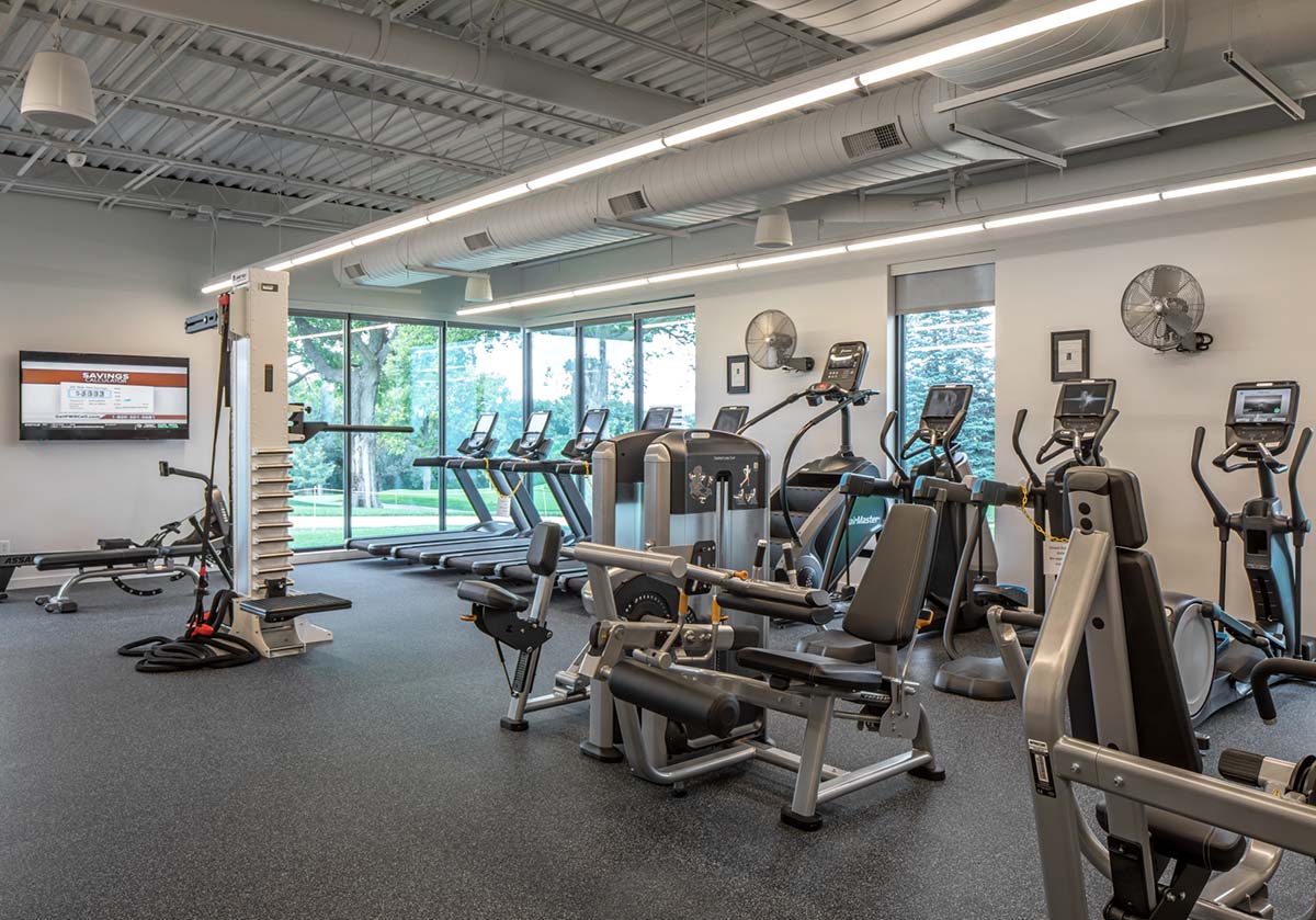 happy hollow club fitness center