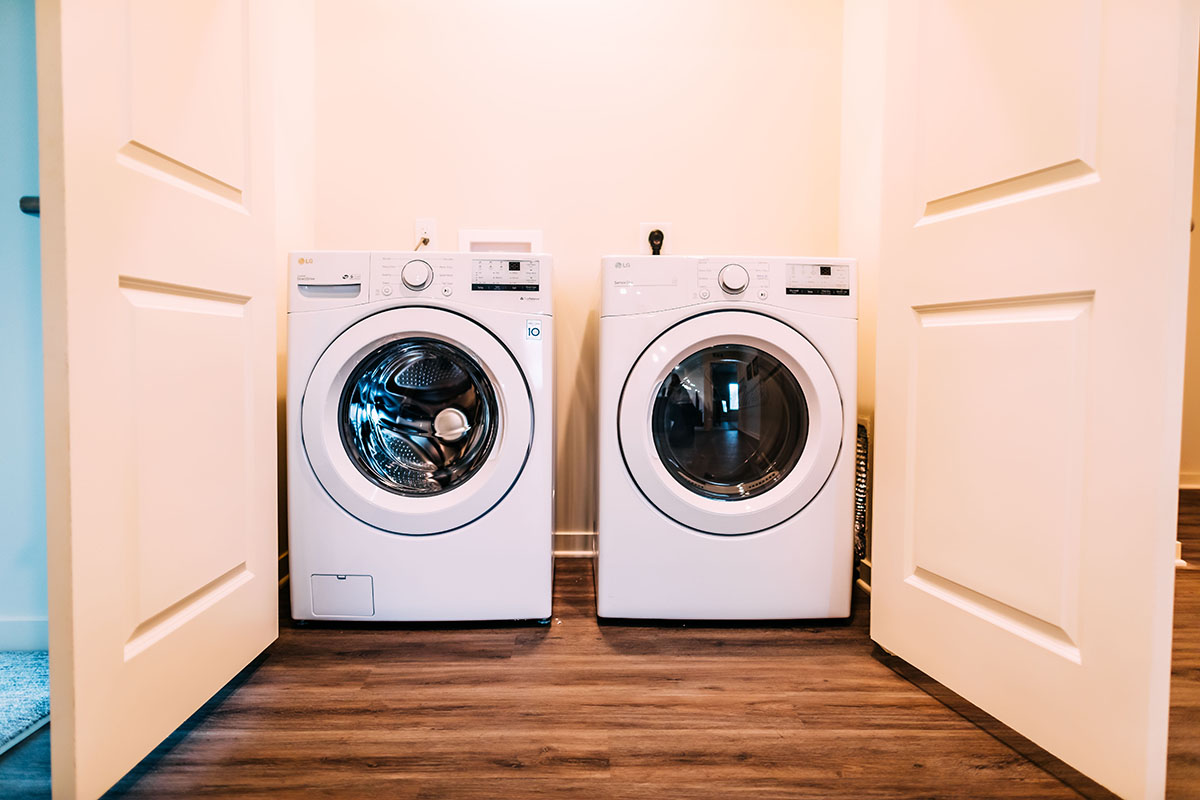 Heartland flats laundry room