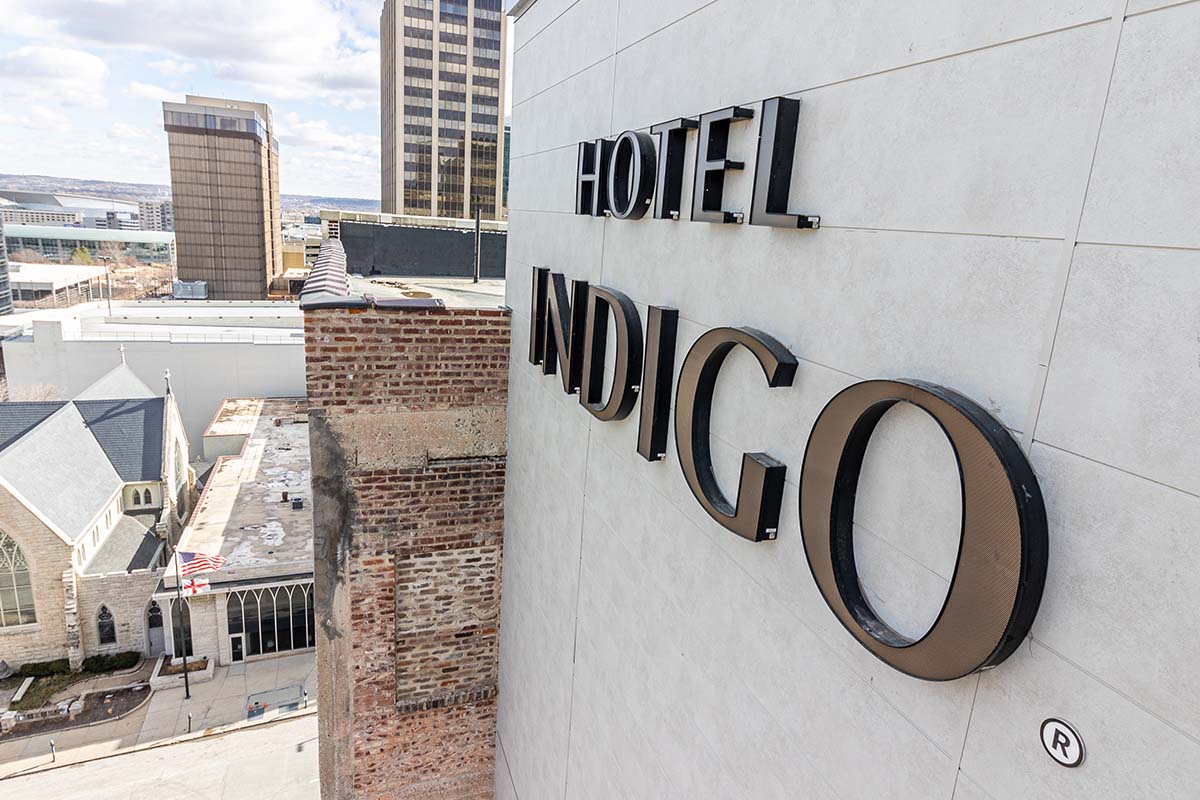 Hotel indigo sign
