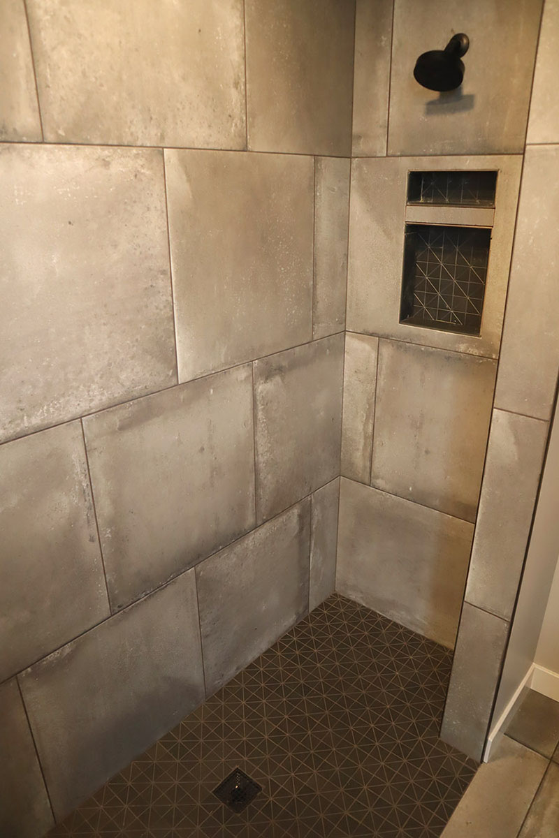 Arena lofts shower